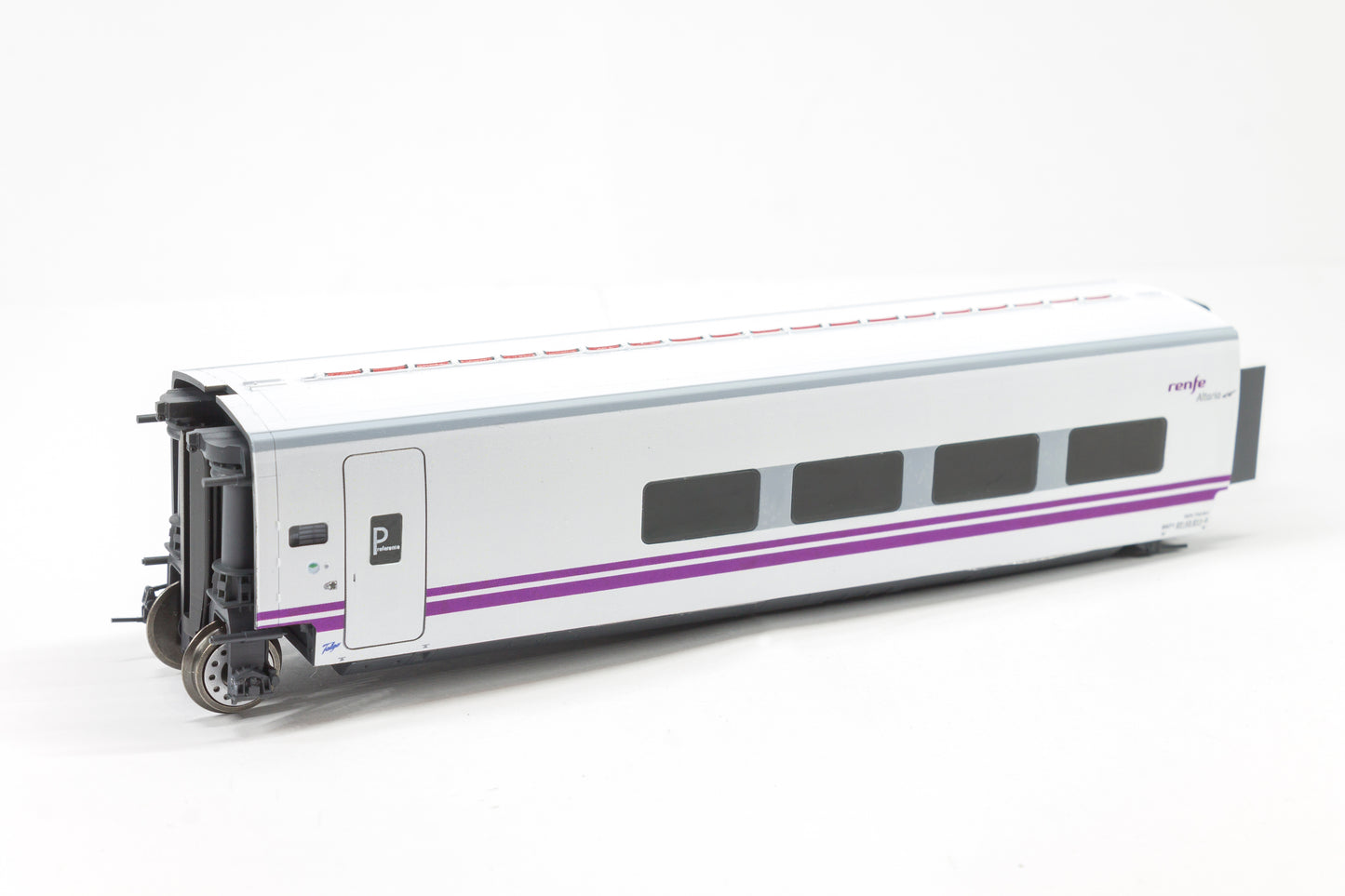 [Ref. 03-00106-02] H0 - Talgo 7 LT | Preferente PMR - Altaria Renfe Operadora